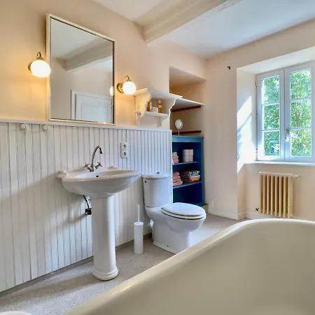 Hübsches Der Familie Mit Eigenem Garten