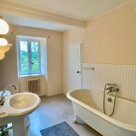 Hübsches Der Familie Mit Eigenem Garten