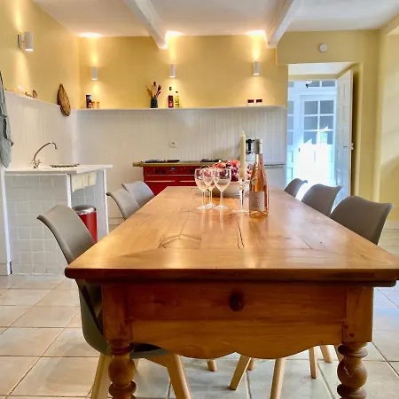 Holiday home Huebsches Der Familie Mit Eigenem Garten
