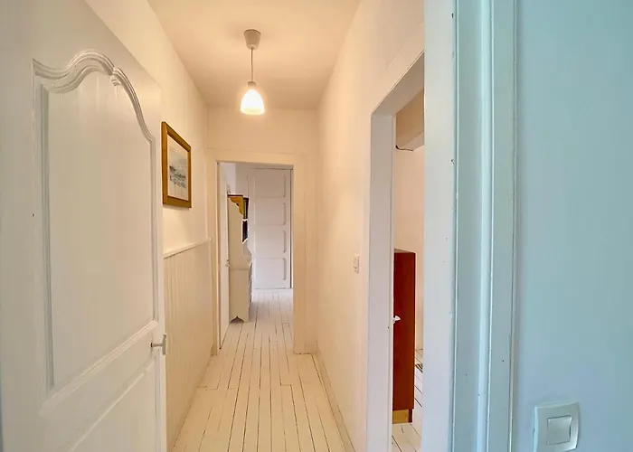 Nyaraló Huebsches Der Familie Mit Eigenem Garten